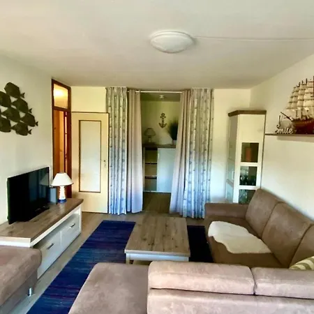 公寓 Heimatbutze Meerweh K-1-5 海利根港